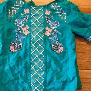 Maeve shirt size 10. Super adorable.